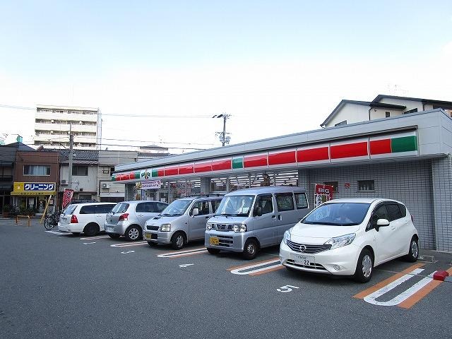 コンビニ