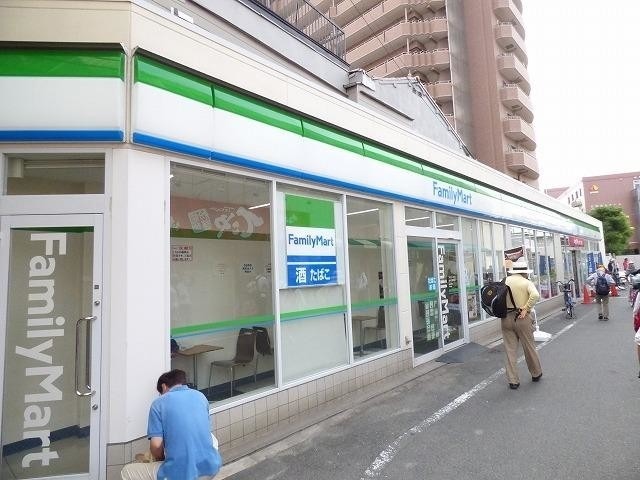 コンビニ