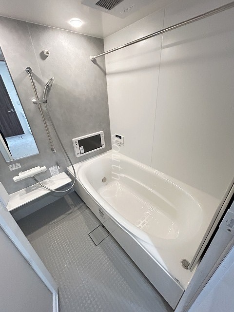 バス